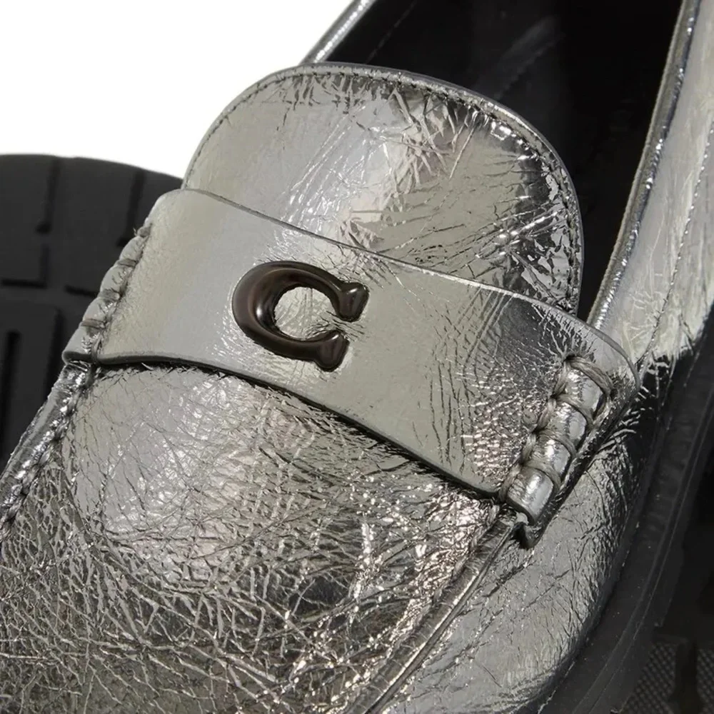 Coach‎ Jocelyn Crinkle Leather Logo Silver Loafers Size 6 NWT